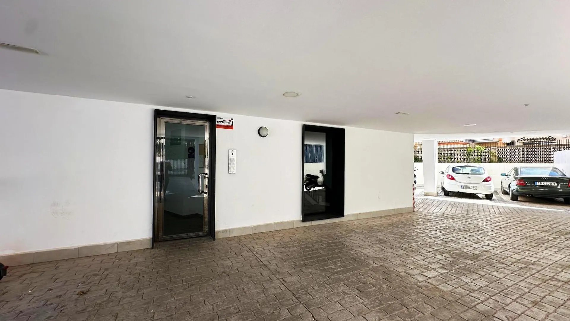 Smart Studio Waves Torremolinos